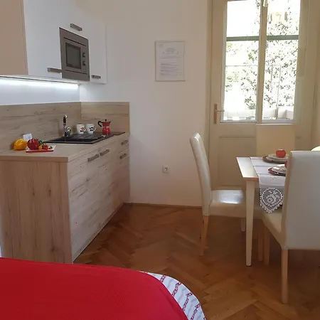 Medea 2 With Private Parking * Opatija