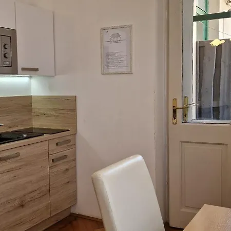 Medea 2 With Private Parking Apartment *
