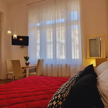 Medea 2 With Private Parking Apartment *