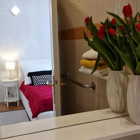 Medea 2 With Private Parking Apartment Opatija