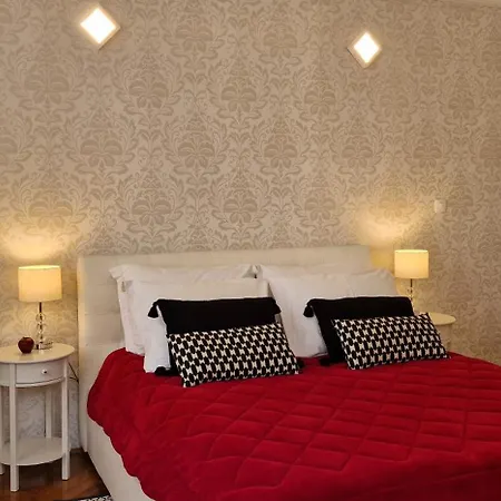 Medea 2 With Private Parking Apartment *